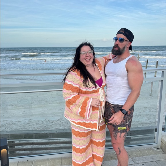 Colorful Wave Pattern Beach Set - Picture 4 of 5